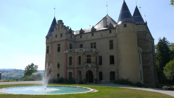 Chateau de Pupetieres