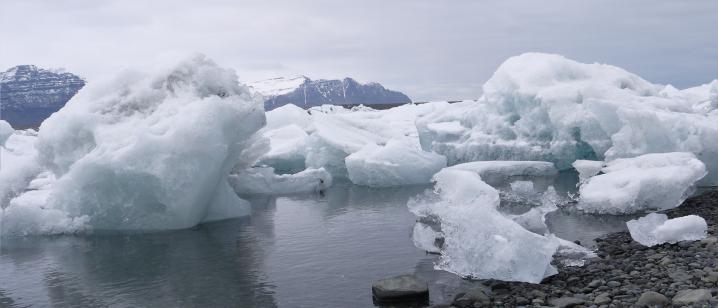 Islande - Lagune glaciaire de Jökulsarlon - Icebergs échoués
