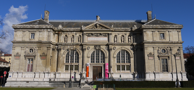 Musée Bibliothèque de Grenoble - Place de Verdun